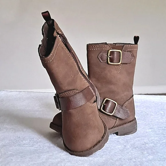 Little Girl's Brown Knee High ๐ข Boots - Picture 1 of 7